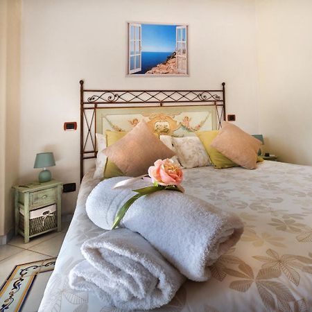 Bed and Breakfast La Finestra Sul Mare Ischia Zewnętrze zdjęcie